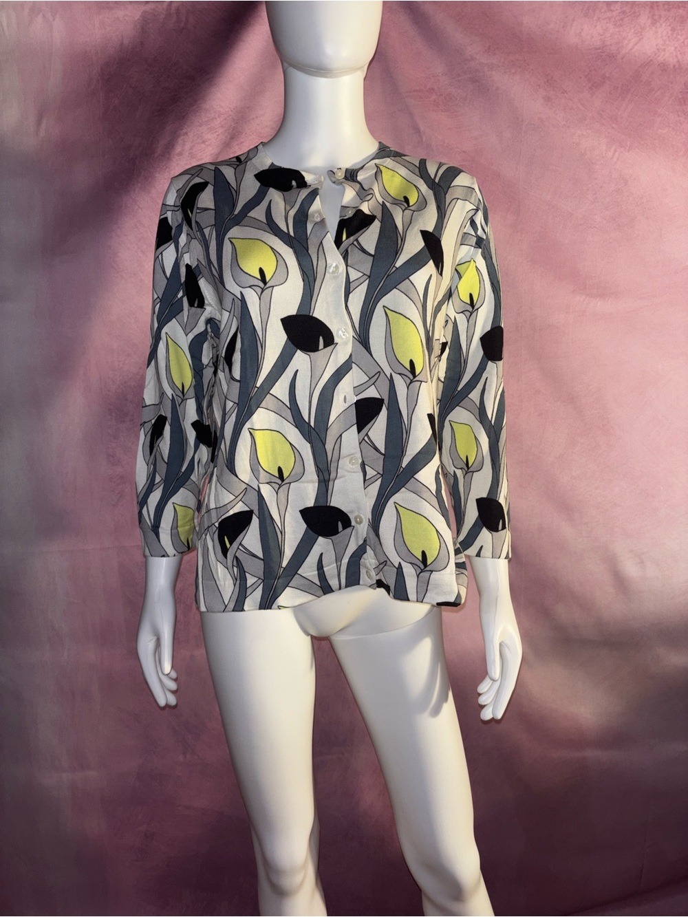 Ann Taylor Floral Button-Front Blouse in White, Yellow & Black